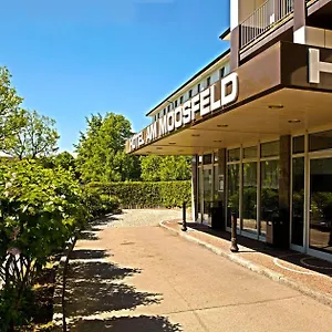 Am Moosfeld מלון