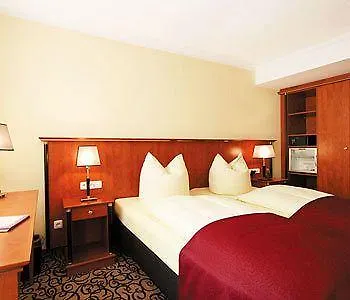 Hotel Condor Mnichov 3*,