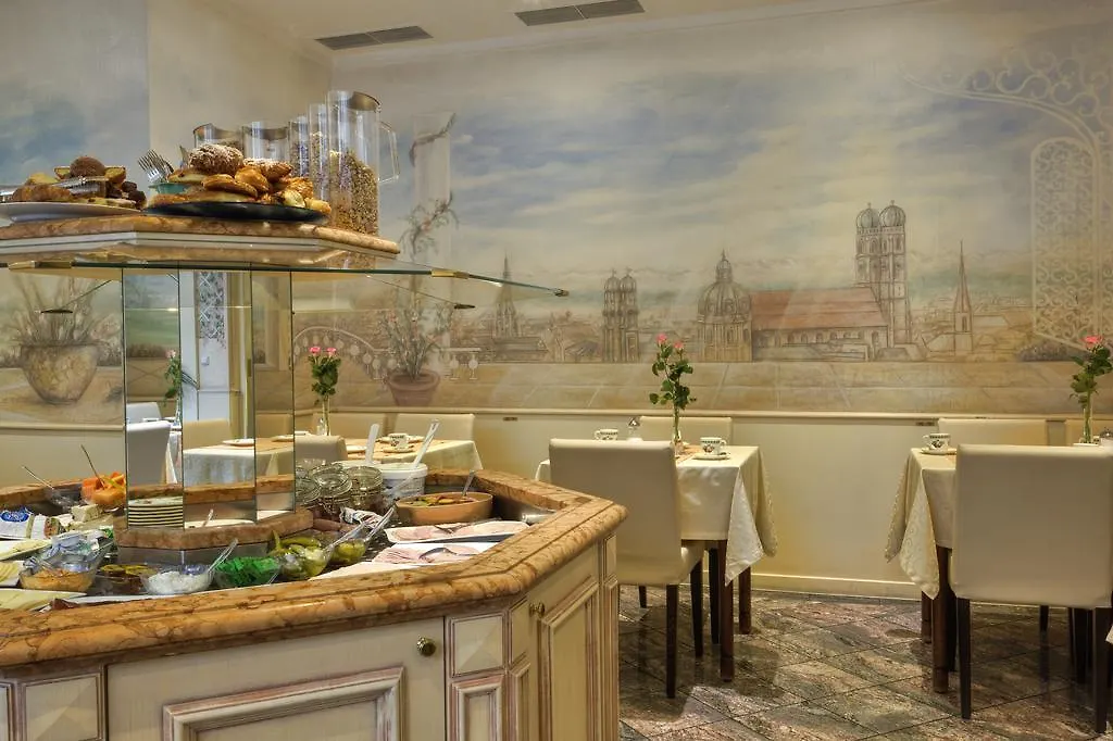 Hotel Condor Munich 3*,